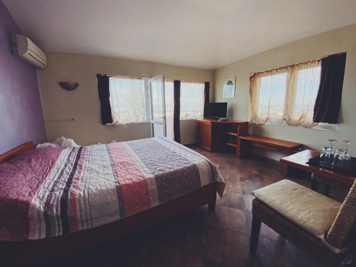 Hotel Fancy София Екстериор снимка