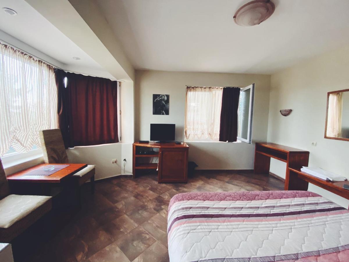 Hotel Fancy София Екстериор снимка