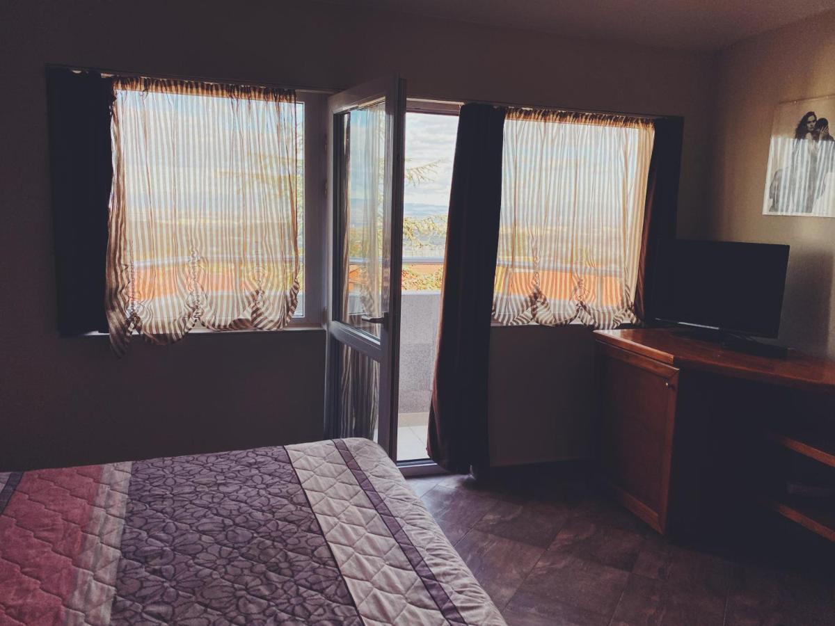 Hotel Fancy София Екстериор снимка